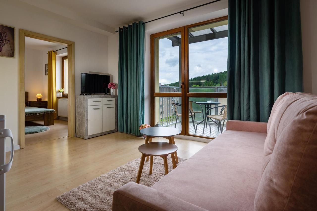 Apartman Siesta*** Liptovský Mikuláš Dış mekan fotoğraf