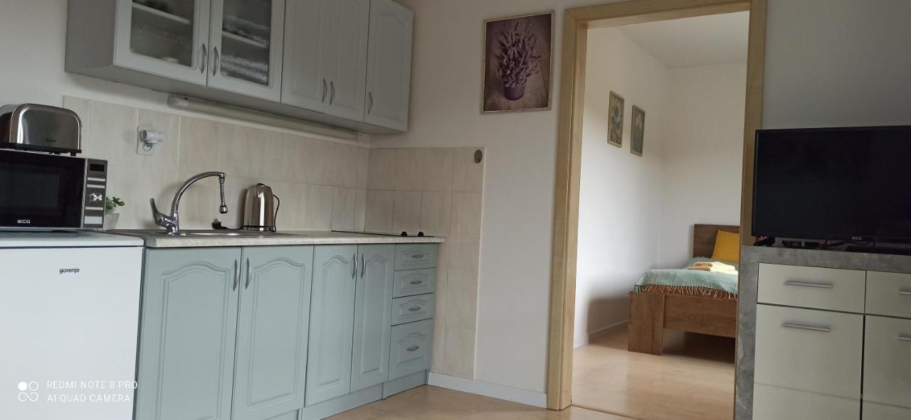 Apartman Siesta*** Liptovský Mikuláš Dış mekan fotoğraf